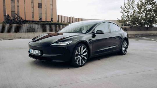TESLA MODEL 3 LR HIGHLAND